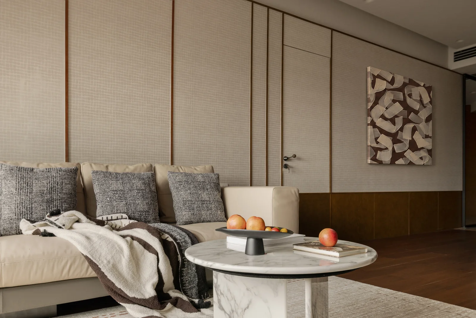 SORRENTO APARTMENT · 05