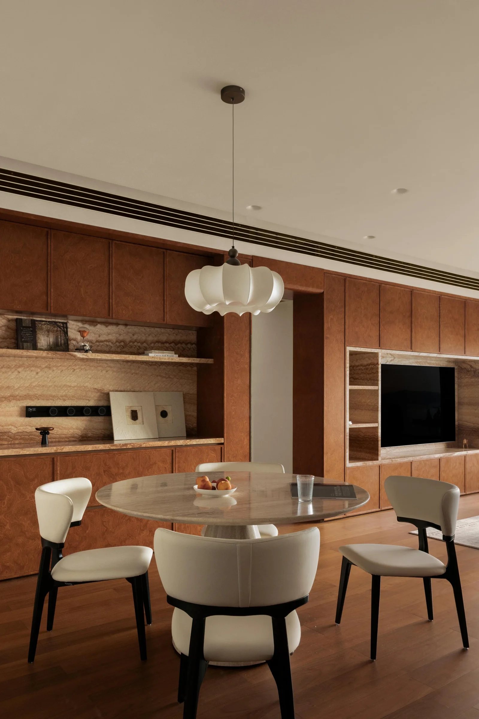 SORRENTO APARTMENT · 18