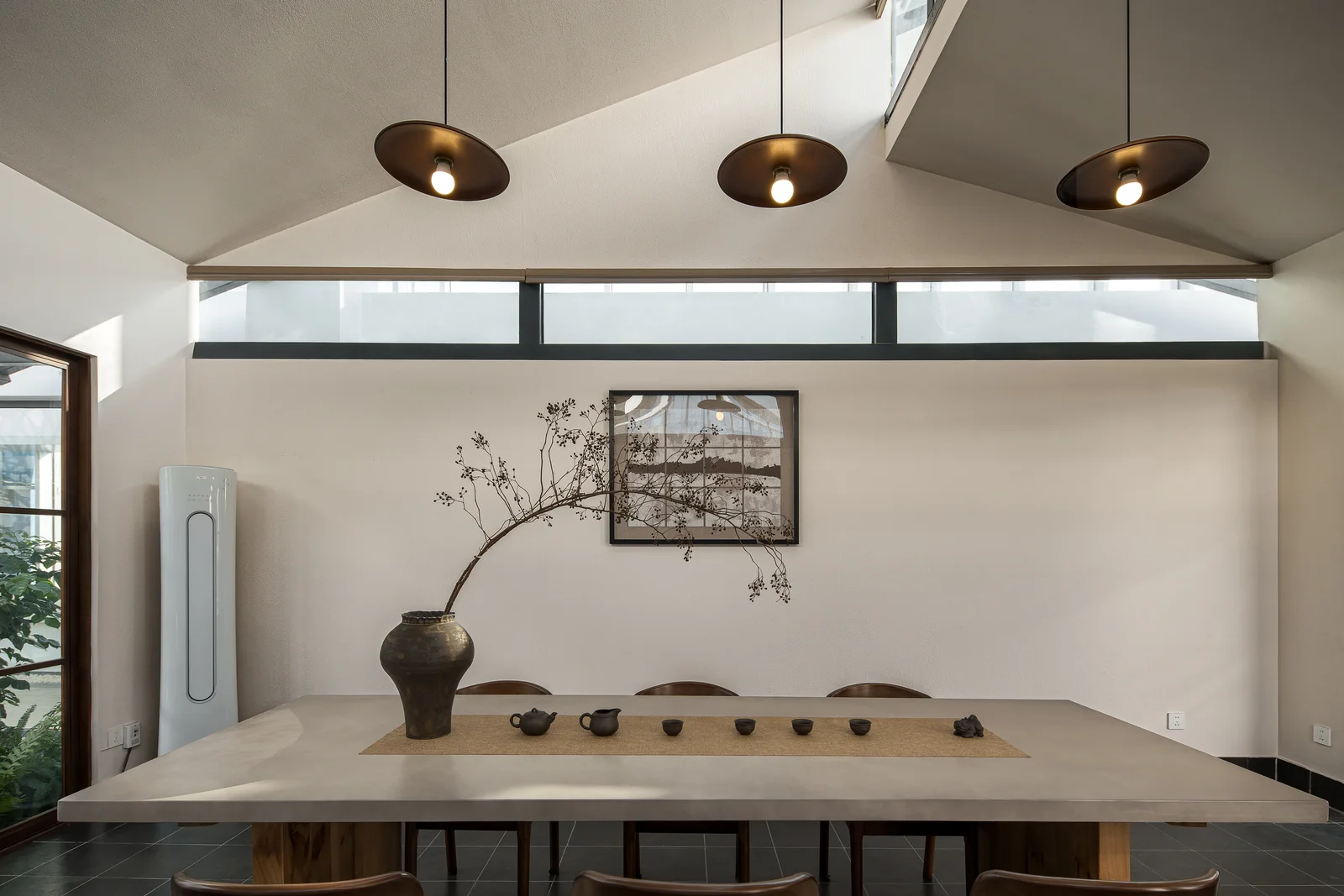 ROOFTOP TEA ROOM · 10